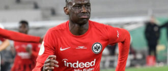 PSG adquiriu Kolo Muani e Dembélé no verão passado para manter Mbappe no clube