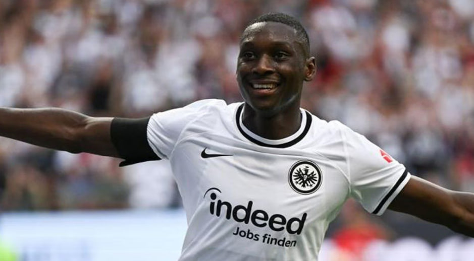 Randal Kolo Muani: Enfrentando desafios e buscando realização no PSG