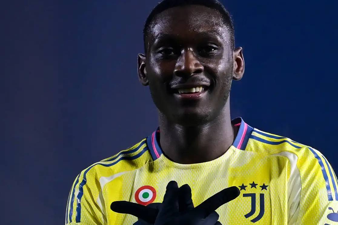 PSG vs Juventus Duas realidades diferentes para Kolo Muani